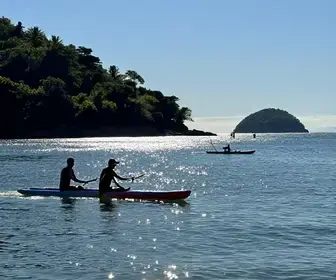 Aventuras Aquáticas em Guarapari: Stand Up Paddle e Caiaque Aventuras Aquáticas em Guarapari: Stand Up Paddle e Caiaque