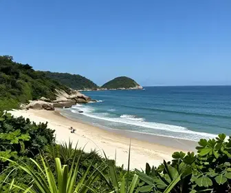 Descubra a Praia das Castanheiras em Guarapari – ES Descubra a Praia das Castanheiras em Guarapari - ES